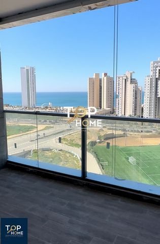 Eine erstaunliche Gelegenheit In der neuen Nachbarschaft 'OCEAN PARK' in Netanya, einem Neubau in einem luxuriösen Gebäude mit Blick auf das Meer. 4 Schlafzimmer und 3 Vollbäder im 10. Stock, mit einer modernen Küche, einem 25 Meter langen Balkon, 2 ...