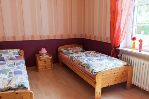 Dit mooie vakantiehuis in Morbach ligt in de buurt van een skipiste en is voorzien van een leuk terrasje. Er zijn 2 slaapkamers die gezamenlijk 4 personen kunnen accommoderen. Deze accommodatie is ideaal voor gezinnen. Begin de ochtend met een gezond...