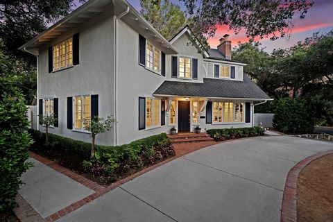 Step into this refreshing 1924 Colonial-style residence that seamlessly blends classic charm with contemporary comforts. Nestled in the coveted Arroyo neighborhood, this captivating home spans 2,984 SF on a spacious 9,466 SF lot. This home underwent ...