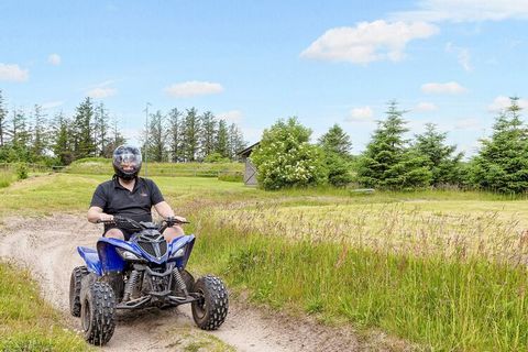 Centre de vacances Vigsø - une mer d'activités dans un cadre unique Séjournez dans un cadre pittoresque avec un accès direct à de nombreuses activités : parc aquatique, tennis et motocross. Regardez des films sur YouTube. Vigsø Holiday Center Google ...