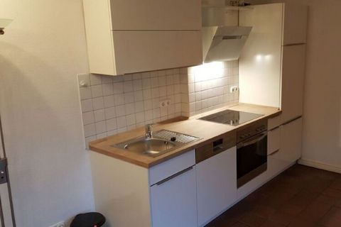 Die Ferienwohnung 1 ist eine 2 Zimmer Ferienwohnung im Erdgeschoss mit Südostterrasse, Wohn- Essbereich mit 37 Zoll LCD- TV, Schlafsofa- Messina, komplett ausgestattete Küchenzeile unter anderem mit leiser Spülmaschine, Backofen, etc., 1 Schlafzimmer...