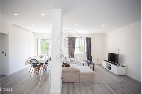 FANTASTIC 3 BEDROOM APARTMENT – CENTRAL AREA OF BARREIRO Don't miss the opportunity to get to know this T4 transformed into T3, with excellent areas in a central area of Barreiro close to all services, schools and green spaces, with quick access to t...