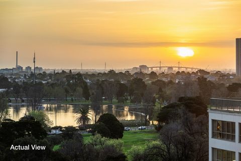 $1,750,000 to $1,825,000 Lavishly proportioned and luxuriously finished with breathtaking panoramic views, this magnificent residence within the renowned Balencea development is a statement in high-end St Kilda Road living. Extraordinary in scale, th...