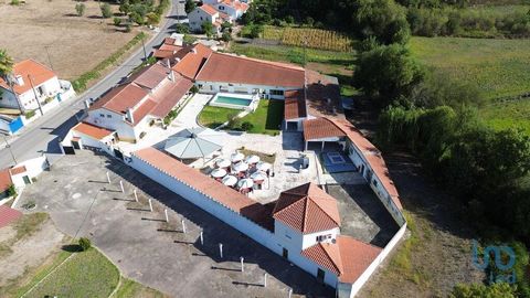 Quinta Exclusiva para Eventos – Venda Esta quinta exclusiva para eventos está localizada no Alto Alentejo, a apenas 23 km de Ponte de Sor, 12 km da vila de Gavião (sede do concelho) e a 160 km de Lisboa. Preparada para acolher qualquer tipo de evento...