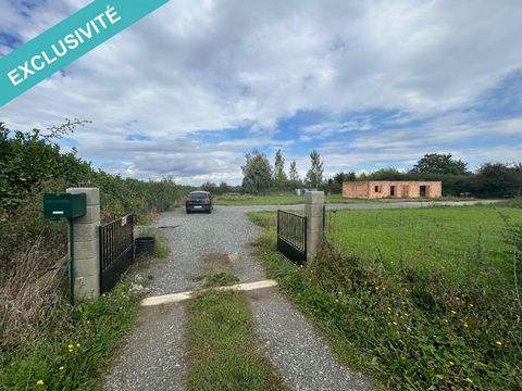 Venez visiter ce terrain constructible de 2796 m² situé sur la commune de barberier proche, de Saint Pourçain sur Sioule Le terrain est viabilisé, assainissement individuel à prévoir Sur le terrain, vous trouverez une maison de 100 m² avec permis de ...