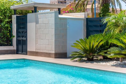 Good news for lovers of the sea, the beach and the sand: The Villas del Mar Development is now on sale! This modern complex of detached villas is located in the natural paradise of the Mar Menor (Murcia), just a 3-minute walk from La Playa Honda, whe...