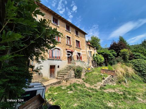 Ensemble immobilier avec terrain et source...