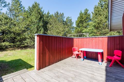 This cozy cottage with spa and sauna is located on a lovely plot with plenty of space for outdoor play and games. The cottage sleeps 6, but in relation to the size of the house it is perfect for 4 people. The house has a total of 3 rooms, as well as ...