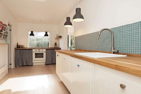 Within short walking distance from the water's edge is this holiday cottage on a plot with landscaped garden. The house was built in a charming style and has a bright, open concept kitchen, 3 good bedrooms, bathroom with shower and a large terrace wh...