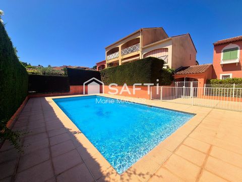 TOUT A PIED bel appartement T1 bis entièrement rénové de 37m2 avec terrasse et parking privatif dans une résidence sécurisée avec piscine -LA CROIX VALMER