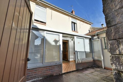A VENDRE EN EXCLUSIVITE - MAISON DE VILLAGE Type 6 - A TOURS-SUR-MARNE (51)
