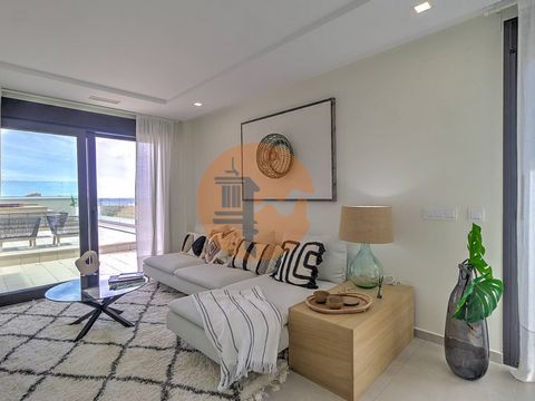 T3 with Terrace 142.68m2 located on a 4th Floor in a Condominium with Pool in the 'Ocean Homes' development, located on the first line of the beach in Islã Canela in Ayamonte, Spain and has direct access to the pedestrian promenade. - Apartment with ...