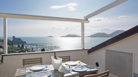Located in an elegant four-family villa, this penthouse has a large pocket terrace from which you have a wonderful open sea view of the entire Gulf of Poets with Portovenere and the Islands and of the village of Lerici with the fascinating castle and...