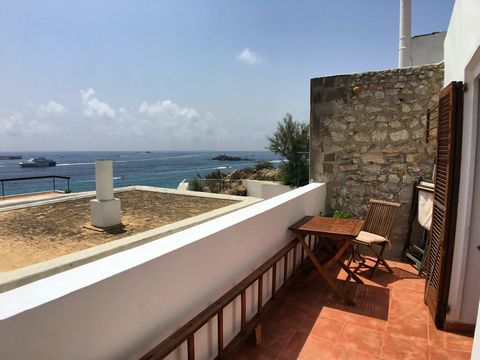 Renovated (2014) and furnished duplex in the old town of IbizaBalcony of 10 m2 plus walkin roof terrace of 26 m2On the first floor is the living dining room, the kitchen plus a balconyOn the second floor is the bedroom with bathroom, a terrace with s...
