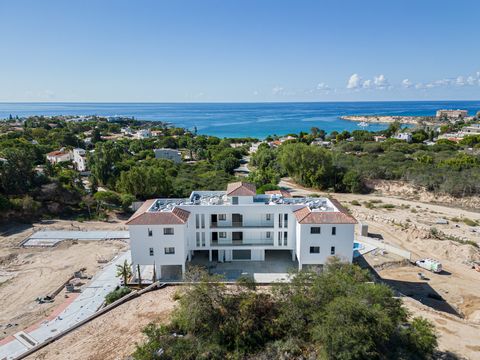 Coral Gardens Apartment No. 301 is located within the Coral Gardens project, nestled on the outskirts of Paphos Town in the enchanting Coral Bay. The property offers a lifestyle of unparalleled sophistication and contemporary elegance. Meticulously d...