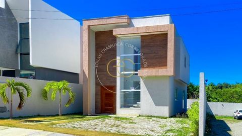 Nous vous offrons une opportunité unique de devenir propriétaire d’une belle maison avec un emplacement privilégié, en bordure de Camaçari et à proximité de Lauro de Freitas. Cette maison dispose de 4 chambres, dont 3 suites, sur la Rua Sucupió, à Ca...