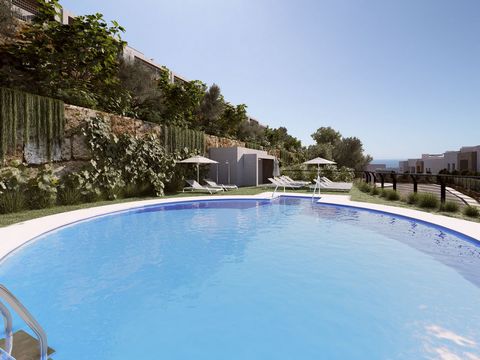 STUNNING MOUNTAIN AND SEA VIEWS!!! This new development encompasses precisely this combination of the best of the mountains and coast on Costa del Sol. Originally the location of an ancient oil mill in the mountains of Sierra de las Nieves, on the sl...