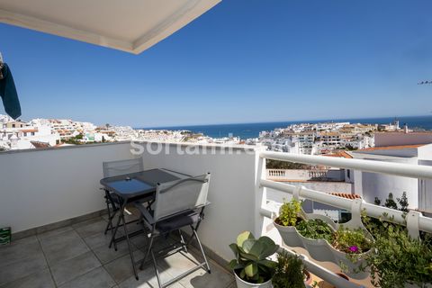 Two bedroom apartment close to the beaches in Albufeira This two bedroom apartment is looking for a family that values ??the beauty and tranquility of life in the Algarve, located close to the beaches of Peneco and Pescadores, in Albufeira. Located i...