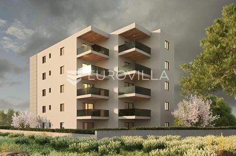 SEGET S12 - two-room apartment on the fourth floor, surface area 67.09m2. It consists of an entrance hall, a living room with a dining room and an open floor plan kitchen, two bedrooms, one bathroom, a toilet and a balcony. It has one outdoor parking...