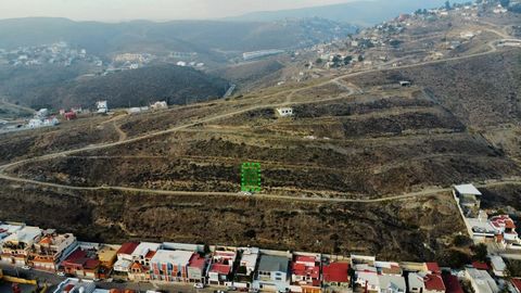 Un appezzamento di terreno di 250 m2 in vendita nel quartiere di Lomas de la Moderna, Ensenada, Baja California. Il terreno ha una buona posizione, vicino a scuole, negozi e strade di accesso. Il prezzo è di 610.000 pesos. Il terreno ha la fattibilit...