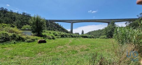 Terreno Agrícola de 2.500 m² - Oportunidade Única na ERICEIRA/ Carvoeira A 1 minuto da praia da Foz do Lisandro Está em busca de um terreno agrícola ideal para o cultivo de produtos que demandem maior irrigação ou para a instalação de estufas hidropô...