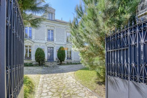 ONLY LOADED - PRIVATE SIDE NANTES. To discover this delightful private mansion, ideally located in the heart of Nantes city center. Benefiting from an immediate proximity to transport and shops, dating from the twentieth century, this exceptional pro...