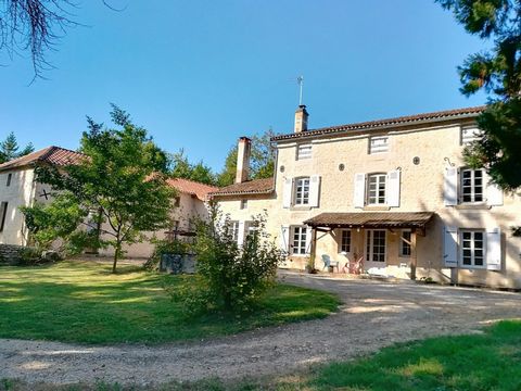 Située à Valdivienne, cette propriété bénéficie d'un environnement paisible et privilégié, elle offre un cadre de vie agréable, proche de la nature tout en restant accessible aux services essentiels. Sur un vaste terrain de 50079 m², cette maison se ...