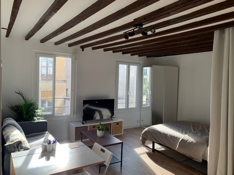 Welcome to our cozy apartment, offering all the comforts you need just 15 minutes from the heart of Paris by metro! Located in the lovely Jourdain neighborhood, you’ll enjoy a peaceful and authentic atmosphere, while being close to the city’s main at...