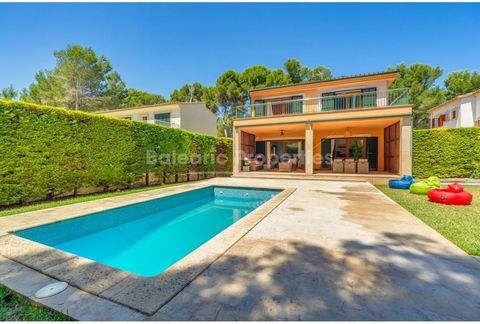 Spacious villa with a pool and garage in the exclusive area of Mal Pas, Alcudia The villa is offered for sale in a very peaceful and privileged residential area of Mal Pas in Alcudia and enjoys an excellent location just a stone´s throw from the near...