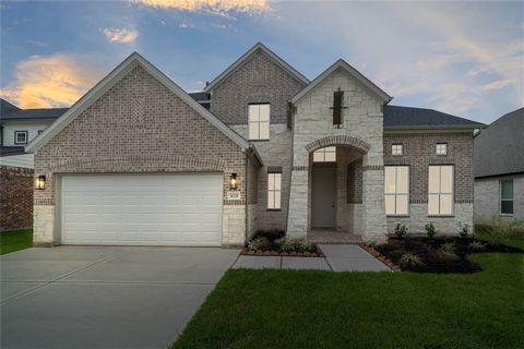 LONG LAKE NEW CONSTRUCTION - Welcome home to 3028 Mesquite Pod Trail located in the community of Barton Creek Ranch and zoned to Conroe ISD. This floor plan features 4 bedrooms, 3 full baths, 1 half bath, primary bathroom freestanding tub and mudset ...