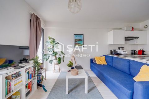 T2 traversant 45 m² avec parking Quais des Chartrons