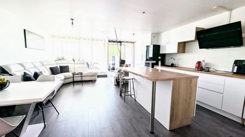 A ORLY CE CHARMANT APPARTEMENT EN TRIPLEX LUMINEUX Quartier TERRASSE-CALMETTE ,