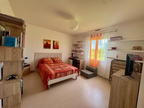 photo no. 10