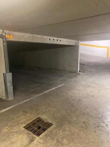 Garage à vendre MARSEILLE 8EME ARRONDISSEMENT (13)