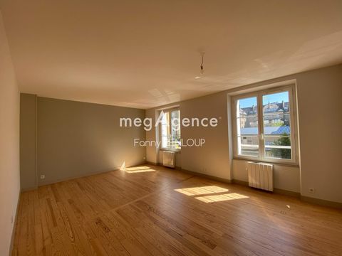 VIRE CENTRE - APPARTEMENT T2 EN TBE AVEC CAVE