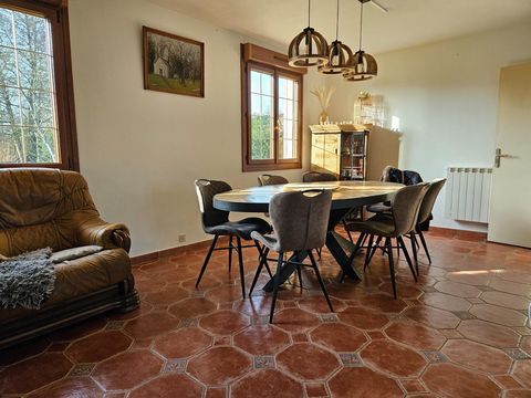 Maison 120 m² 3 chambres, garage, dépendances, terrain +4000m²