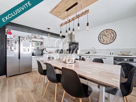 Maison de ville T3 rénovée avec patio à Saint-Brès