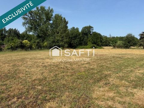 Terrain constructible – 1393m²