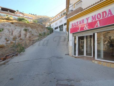 Business opportunity in the very popular white village of Cómpeta. This site could be used either as a large shop or office. There is also a large store room and a toilet. It is located in the upper part of the village and next door to the site a big...