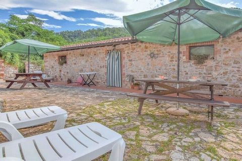 Feel completely at home in this rural apartment with a relaxing environment and an authentic appearance. You can cool down during summers through a dip in the outdoor, shared swimming pool, while you can have a gala time with loved ones if you plan a...