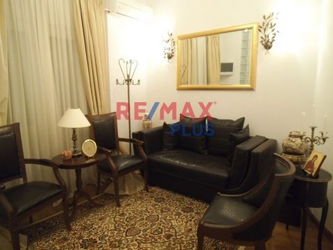 For Sale in Kolonaki, A two space apartment with kitchen and bathroom, 37sqm2, fully renovated, Luxurious furnished and decorated at, with secure lock, central heating, and 2 air condition units placed on the 3rd floor of a traditional building in th...