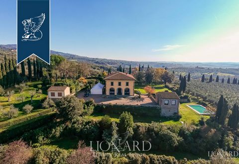 This 17th-century luxury villa is for sale in Vinci, in a high position overlooking the Tuscan countryside. This property's 4.5 hectares of grounds include an olive grove with 2,000 trees and a well-kept garden with a splendid panoramic infinity...