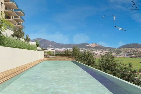 Experience the best of both worlds in this brand new apartment with private garden and access to a community pool. The apartment offers breathtaking wide views over Santa Ponsa, which you can enjoy from every room. You will be impressed by the four b...