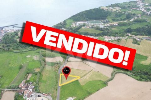 Land in Povoação, São Miguel Island, with 60mts of frontage, with feasibility of construction The land is located in Lomba do Button, very close to the city and with easy access. The municipality of Povoação is located on the island of São Miguel and...