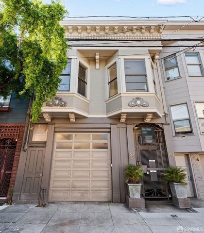 This top-floor Edwardian flat perched on a brick-lined street in the heart of Mission Dolores is the quintessential move-in ready home. Built in 1907 & immaculately updated, every detail has been curated with style & convenience in mind. Warm sunligh...