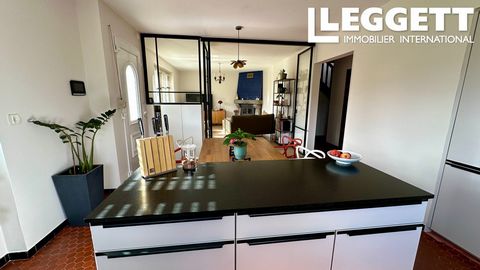 A25022HL22 - On the North Brittany coast, in the Côtes d'Armor department, in Perros-Guirec, ideally located in the heart of the magnificent pink granite coast, near Trégastel, Ploumanach, Landrellec and Pleumeur-Bodou, between the wild beauty of the...