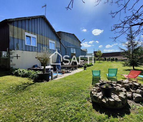 Située à Nohant-en-Graçay, cette charmante maison offre un cadre enchanteur, à proximité de commodités telles que des commerces et des attractions touristiques. Avec une surface du terrain de 910 m², les amoureux de la nature pourront profiter d'un e...