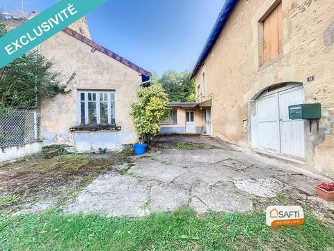 Exclusivité : Charmante maison de village à rénover avec dépendances, jardin et puits Située à Voudenay-L'Église, à seulement 11 km d'Arnay-Le-Duc, 18 km d'Autun, et 28 km de Saulieu et Pouilly-En-Auxois, cette maison de village à rénover offre un ca...