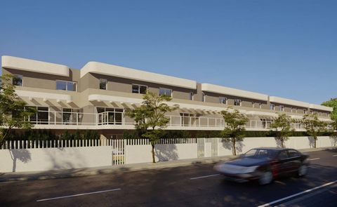 Apartments and duplexes in Alenda Golf, Alicante The residential has flats with 2 and 3 bedrooms and 2 bathrooms, with large terraces and communal gardens, forming a private, small and quiet residential. All the properties are delivered with fully fi...