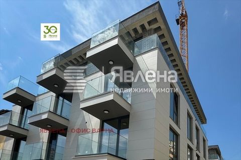 One-bedroom apartment in a finished new four-storey building with a total of 9 apartments, with an elevator. The apartment consists of a living room with a terrace to the south, a bedroom with a terrace again facing south, a bathroom with toilet and ...